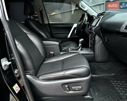 Черный Тойота Ленд Крузер Прадо, объемом двигателя 4 л и пробегом 105 тыс. км за 34750 $, фото 40 на Automoto.ua