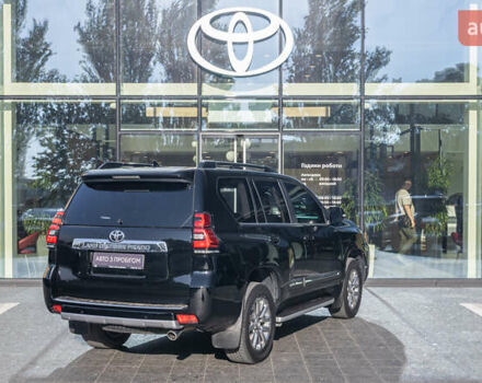 Черный Тойота Ленд Крузер Прадо, объемом двигателя 3.96 л и пробегом 128 тыс. км за 42943 $, фото 18 на Automoto.ua