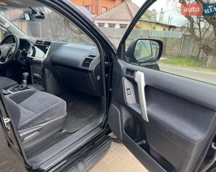 Черный Тойота Ленд Крузер Прадо, объемом двигателя 2.69 л и пробегом 83 тыс. км за 30000 $, фото 12 на Automoto.ua