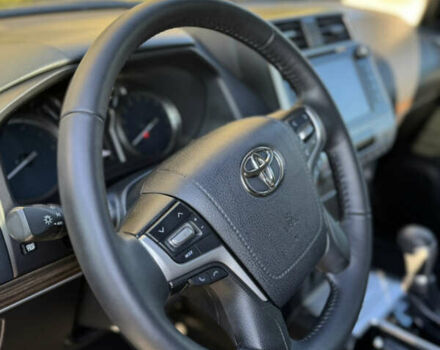 Черный Тойота Ленд Крузер Прадо, объемом двигателя 3.96 л и пробегом 89 тыс. км за 41000 $, фото 5 на Automoto.ua