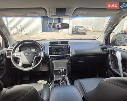 Черный Тойота Ленд Крузер Прадо, объемом двигателя 2.69 л и пробегом 90 тыс. км за 30000 $, фото 3 на Automoto.ua