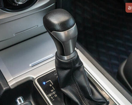 Черный Тойота Ленд Крузер Прадо, объемом двигателя 3.96 л и пробегом 128 тыс. км за 42943 $, фото 32 на Automoto.ua