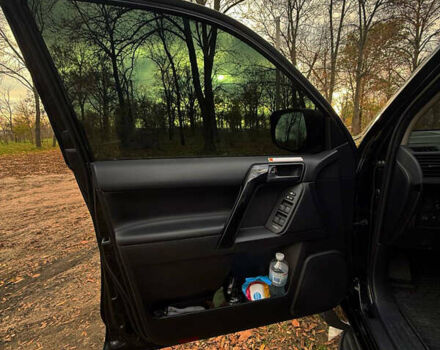 Чорний Тойота Ленд Крузер Прадо, об'ємом двигуна 2.8 л та пробігом 98 тис. км за 39900 $, фото 19 на Automoto.ua