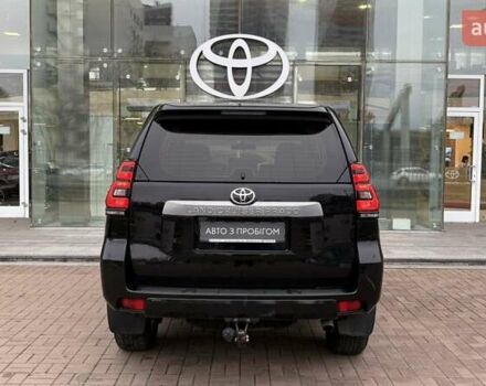 Чорний Тойота Ленд Крузер Прадо, об'ємом двигуна 2.76 л та пробігом 175 тис. км за 37470 $, фото 3 на Automoto.ua