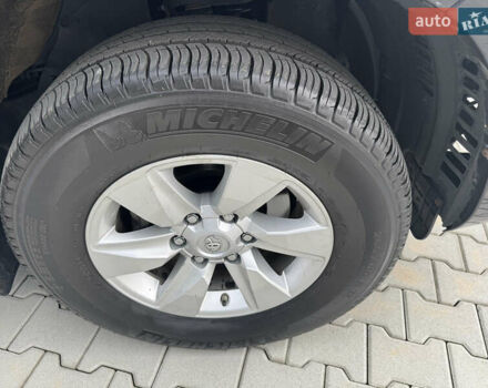 Черный Тойота Ленд Крузер Прадо, объемом двигателя 4 л и пробегом 117 тыс. км за 39500 $, фото 23 на Automoto.ua