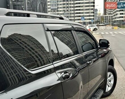 Черный Тойота Ленд Крузер Прадо, объемом двигателя 4 л и пробегом 105 тыс. км за 34750 $, фото 19 на Automoto.ua