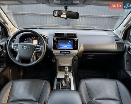 Черный Тойота Ленд Крузер Прадо, объемом двигателя 3.96 л и пробегом 149 тыс. км за 41500 $, фото 7 на Automoto.ua