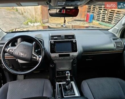 Черный Тойота Ленд Крузер Прадо, объемом двигателя 3.96 л и пробегом 93 тыс. км за 35900 $, фото 1 на Automoto.ua