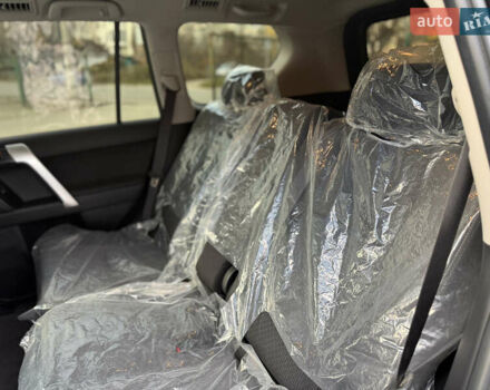 Черный Тойота Ленд Крузер Прадо, объемом двигателя 2.76 л и пробегом 2 тыс. км за 49900 $, фото 27 на Automoto.ua