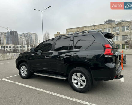 Чорний Тойота Ленд Крузер Прадо, об'ємом двигуна 3.96 л та пробігом 105 тис. км за 44000 $, фото 5 на Automoto.ua