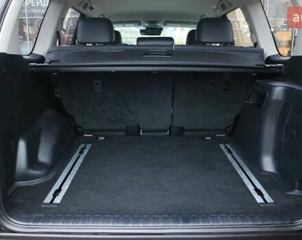 Черный Тойота Ленд Крузер Прадо, объемом двигателя 4 л и пробегом 164 тыс. км за 37768 $, фото 9 на Automoto.ua