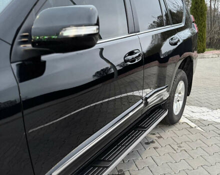 Черный Тойота Ленд Крузер Прадо, объемом двигателя 3.96 л и пробегом 153 тыс. км за 40500 $, фото 9 на Automoto.ua