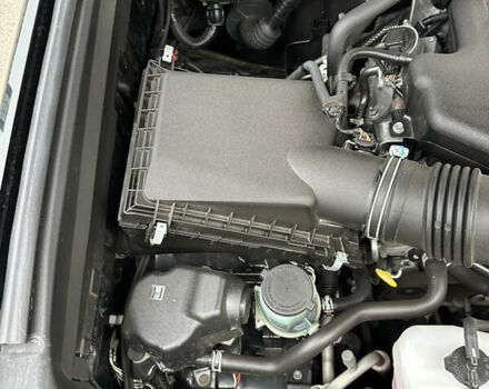 Чорний Тойота Ленд Крузер Прадо, об'ємом двигуна 3.96 л та пробігом 105 тис. км за 44000 $, фото 54 на Automoto.ua