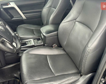 Тойота Ленд Крузер Прадо 2020 в Пирятине на Automoto.ua Черный Тойота Ленд Крузер Прадо, объемом двигателя 2.76 л и пробегом 200 тыс. км за 42000 $, фото 25 на Automoto.ua