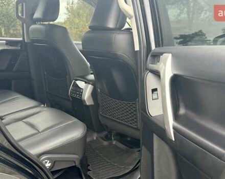Тойота Ленд Крузер Прадо 2020 в Пирятине на Automoto.ua Черный Тойота Ленд Крузер Прадо, объемом двигателя 2.76 л и пробегом 200 тыс. км за 42000 $, фото 30 на Automoto.ua