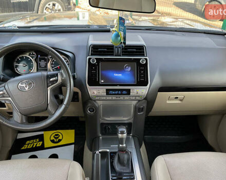 Черный Тойота Ленд Крузер Прадо, объемом двигателя 2.76 л и пробегом 40 тыс. км за 44500 $, фото 9 на Automoto.ua