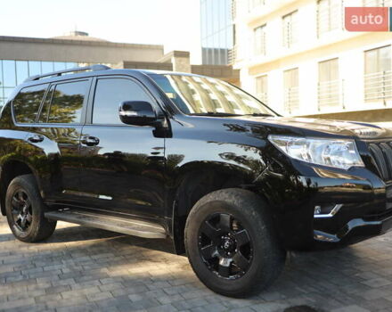 Тойота Ленд Крузер Прадо 2020 в Мукачеве на Automoto.ua Черный Тойота Ленд Крузер Прадо, объемом двигателя 2.69 л и пробегом 88 тыс. км за 34999 $, фото 6 на Automoto.ua