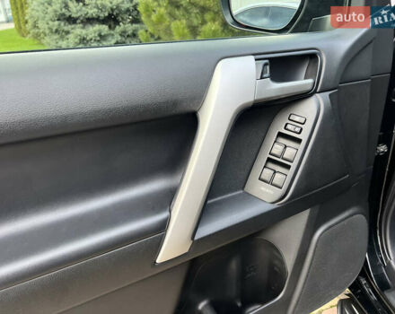 Чорний Тойота Ленд Крузер Прадо, об'ємом двигуна 3.96 л та пробігом 129 тис. км за 38900 $, фото 18 на Automoto.ua