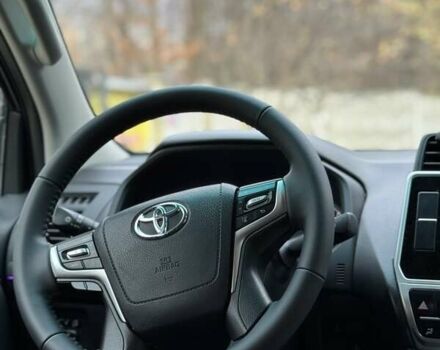 Черный Тойота Ленд Крузер Прадо, объемом двигателя 2.76 л и пробегом 93 тыс. км за 45000 $, фото 14 на Automoto.ua