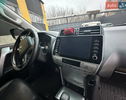 Чорний Тойота Ленд Крузер Прадо, об'ємом двигуна 3.96 л та пробігом 90 тис. км за 45000 $, фото 37 на Automoto.ua