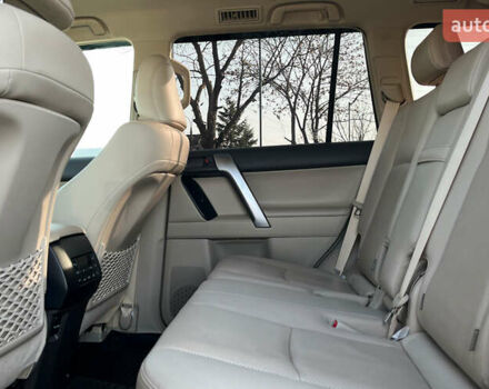 Черный Тойота Ленд Крузер Прадо, объемом двигателя 2.76 л и пробегом 40 тыс. км за 44500 $, фото 18 на Automoto.ua