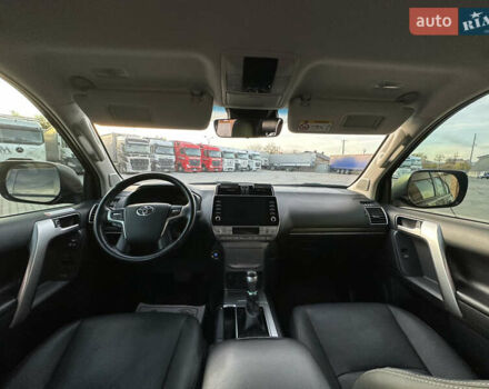 Черный Тойота Ленд Крузер Прадо, объемом двигателя 2.76 л и пробегом 92 тыс. км за 49000 $, фото 31 на Automoto.ua