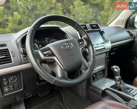 Чорний Тойота Ленд Крузер Прадо, об'ємом двигуна 3.96 л та пробігом 129 тис. км за 38900 $, фото 8 на Automoto.ua