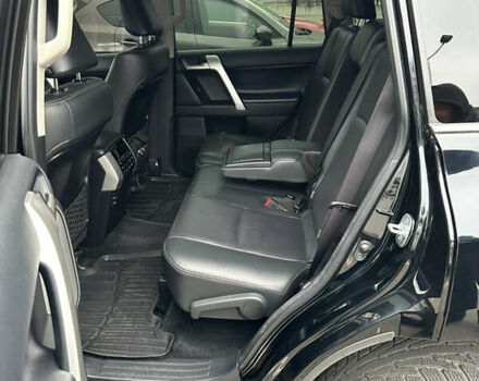 Чорний Тойота Ленд Крузер Прадо, об'ємом двигуна 3.96 л та пробігом 105 тис. км за 44000 $, фото 28 на Automoto.ua