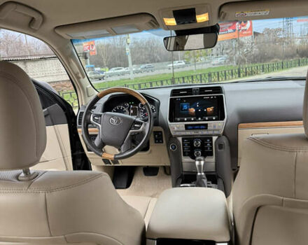 Чорний Тойота Ленд Крузер Прадо, об'ємом двигуна 3.96 л та пробігом 105 тис. км за 51900 $, фото 9 на Automoto.ua