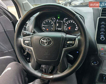 Чорний Тойота Ленд Крузер Прадо, об'ємом двигуна 3.96 л та пробігом 90 тис. км за 45000 $, фото 43 на Automoto.ua