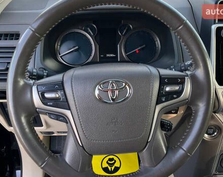 Черный Тойота Ленд Крузер Прадо, объемом двигателя 2.76 л и пробегом 40 тыс. км за 44500 $, фото 10 на Automoto.ua