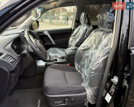 Черный Тойота Ленд Крузер Прадо, объемом двигателя 2.76 л и пробегом 2 тыс. км за 49900 $, фото 14 на Automoto.ua