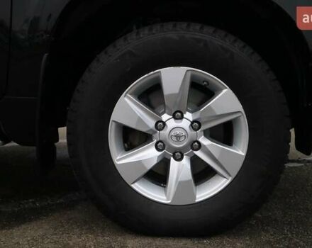 Черный Тойота Ленд Крузер Прадо, объемом двигателя 4 л и пробегом 164 тыс. км за 37768 $, фото 10 на Automoto.ua