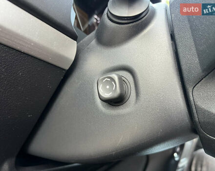 Чорний Тойота Ленд Крузер Прадо, об'ємом двигуна 3.96 л та пробігом 129 тис. км за 38900 $, фото 10 на Automoto.ua