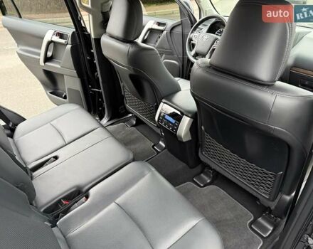 Чорний Тойота Ленд Крузер Прадо, об'ємом двигуна 3.96 л та пробігом 66 тис. км за 49999 $, фото 52 на Automoto.ua