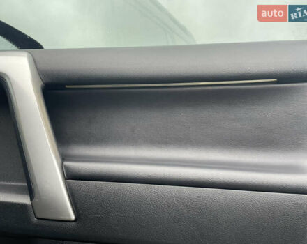 Черный Тойота Ленд Крузер Прадо, объемом двигателя 2.76 л и пробегом 220 тыс. км за 44000 $, фото 7 на Automoto.ua