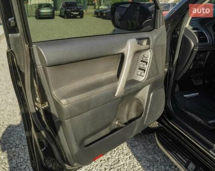 Черный Тойота Ленд Крузер Прадо, объемом двигателя 3.96 л и пробегом 87 тыс. км за 44500 $, фото 39 на Automoto.ua