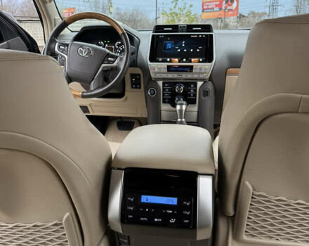 Чорний Тойота Ленд Крузер Прадо, об'ємом двигуна 3.96 л та пробігом 105 тис. км за 51900 $, фото 12 на Automoto.ua