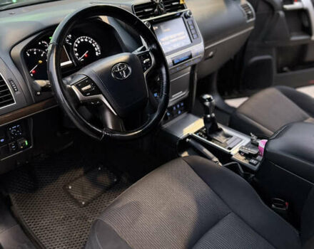 Черный Тойота Ленд Крузер Прадо, объемом двигателя 3.96 л и пробегом 153 тыс. км за 40500 $, фото 18 на Automoto.ua