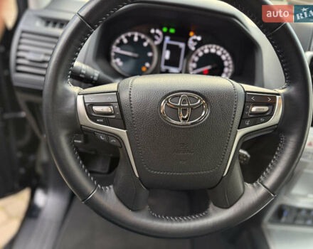 Черный Тойота Ленд Крузер Прадо, объемом двигателя 2.76 л и пробегом 2 тыс. км за 49900 $, фото 17 на Automoto.ua