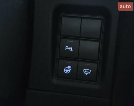 Черный Тойота Ленд Крузер Прадо, объемом двигателя 3.96 л и пробегом 87 тыс. км за 44500 $, фото 20 на Automoto.ua