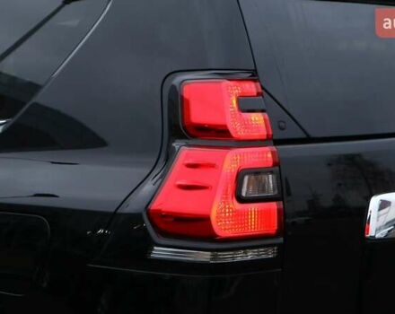 Черный Тойота Ленд Крузер Прадо, объемом двигателя 4 л и пробегом 164 тыс. км за 37768 $, фото 26 на Automoto.ua