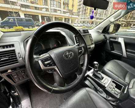 Черный Тойота Ленд Крузер Прадо, объемом двигателя 2.76 л и пробегом 133 тыс. км за 43000 $, фото 12 на Automoto.ua