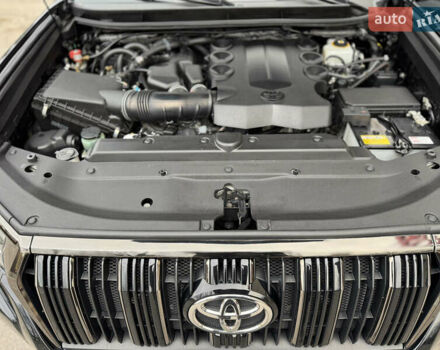 Черный Тойота Ленд Крузер Прадо, объемом двигателя 3.96 л и пробегом 62 тыс. км за 46000 $, фото 12 на Automoto.ua