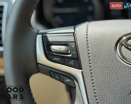 Черный Тойота Ленд Крузер Прадо, объемом двигателя 3.96 л и пробегом 3 тыс. км за 65000 $, фото 27 на Automoto.ua