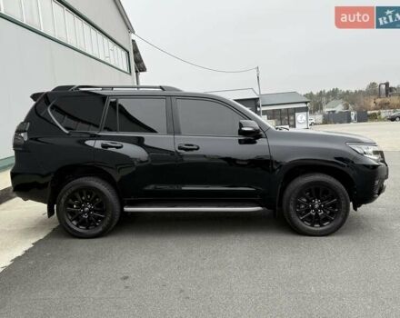 Черный Тойота Ленд Крузер Прадо, объемом двигателя 3.96 л и пробегом 69 тыс. км за 49700 $, фото 8 на Automoto.ua