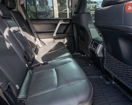 Черный Тойота Ленд Крузер Прадо, объемом двигателя 3.96 л и пробегом 153 тыс. км за 45086 $, фото 6 на Automoto.ua