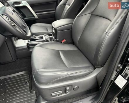 Черный Тойота Ленд Крузер Прадо, объемом двигателя 3.96 л и пробегом 69 тыс. км за 49700 $, фото 45 на Automoto.ua