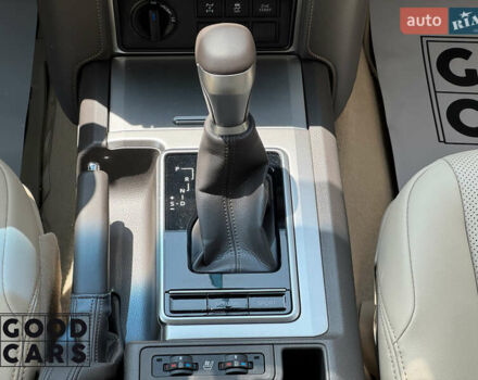 Черный Тойота Ленд Крузер Прадо, объемом двигателя 3.96 л и пробегом 3 тыс. км за 65000 $, фото 35 на Automoto.ua