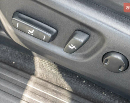 Черный Тойота Ленд Крузер Прадо, объемом двигателя 3.96 л и пробегом 153 тыс. км за 45086 $, фото 21 на Automoto.ua